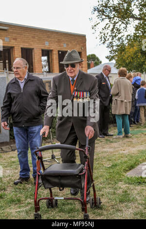 Ballarat, Victoria, Australie. 25 avril 2018. Les cérémonies de l'Anzac Day dans toute la région de Ballarat - 2018 marque le 103e anniversaire de l'Australian and New Zealand atterrissage sur les forces de Gallipoli pendant la Première Guerre mondiale. Credit : brett keating/Alamy Live News Banque D'Images