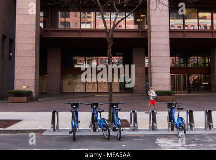 L'entrée du bâtiment de la Fondation Ford sur le 43e street Banque D'Images