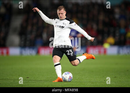 Derby County's Matej Vydra durant la Sky Bet match de championnat à Pride Park, Derby. Banque D'Images