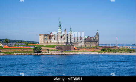 Vue sur le Château de Kronborg du Nok Sound, Helsingør, la Nouvelle-Zélande, le Danemark Banque D'Images