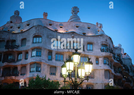 Casa Mila (La Pedrera) Barcelone Catalogne Espagne Banque D'Images