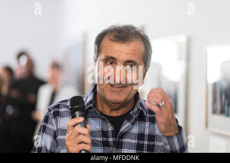 Berlin, Deutschland. Apr 15, 2018. Pete Souza/19, tournée de l'exposition et signature de livre avec Pete Souza, le photographe du président américain Barack Obama, à la Kennedy Museum le 15.04.2018. La culture, de la politique d'utilisation | Crédits dans le monde entier : dpa/Alamy Live News Banque D'Images