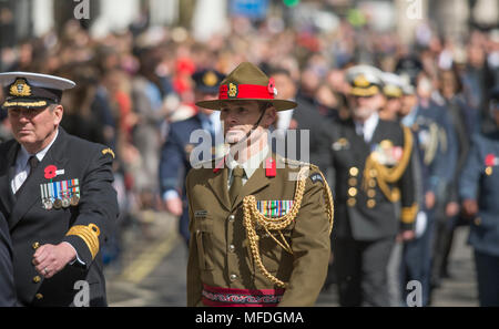 Le Cénotaphe de Whitehall, Londres, Royaume-Uni. 25 avril, 2018. Service de l'Anzac Day est tenue au cénotaphe de 11h00 à Londres avec Son Altesse Royale le prince Harry. Credit : Malcolm Park/Alamy Live News. Banque D'Images