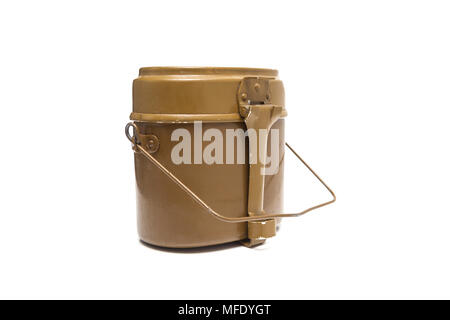 Mess de l'armée soviétique cooking pot isolé sur fond blanc Banque D'Images