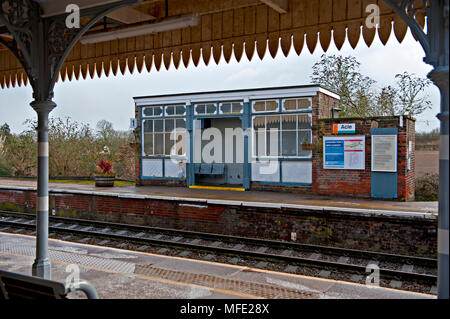 Acle gare sur le Wherry lignes entre Norwich et à Great Yarmouth dans le Norfolk, Royaume-Uni Banque D'Images