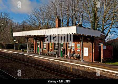 Reedham Railway Station (Norfolk) sur le Wherry Lignes entre Cantley et éditions des armes sur la branche à partir de Great Yarmouth Norwich Banque D'Images