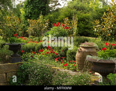 BORDE HILL GARDENS, Sussex, UK Banque D'Images