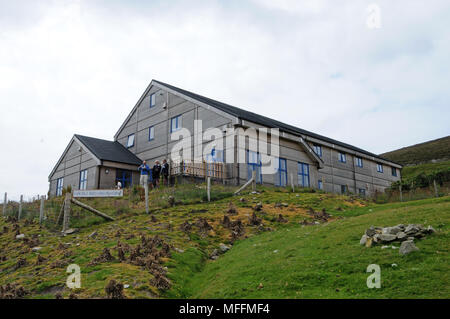 La nouvelle Fair Isle Bird Observatory sur Fair Isle une île entre les Orcades et Shetland Banque D'Images