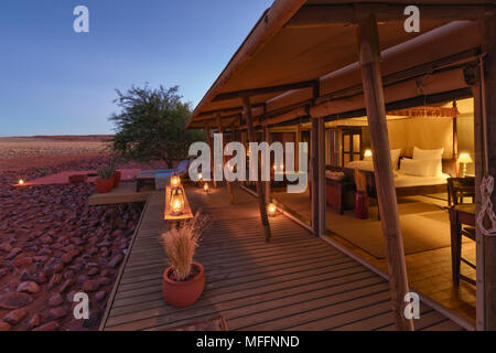 Camp privé. Wolwedans NamibRand Nature Reserve. Parution de la propriété de la namibie Banque D'Images