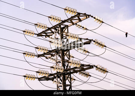 Les lignes électriques haute tension en Espagne Banque D'Images