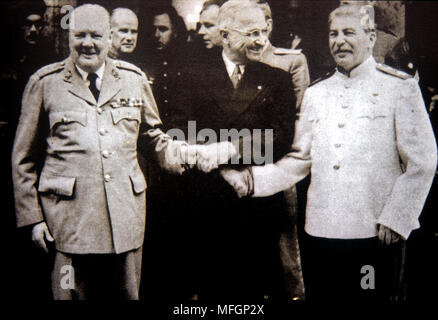 Harry Winston Churchill, Staline et l'homme ,en pause lors de la conférence de Potsdam, 17 juillet au 2 août 1945 Banque D'Images