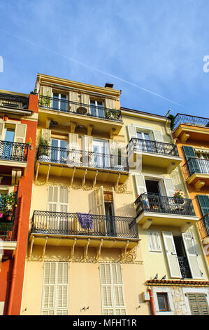 Belle architecture de Monaco, le Palais du Prince de Monaco. Principauté de Monaco est le deuxième plus petit et le plus densément peuplé pays Banque D'Images