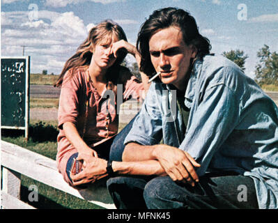 Two-Lane Blacktop USA Réalisateur : Monte Hellman Laurie Bird, Dennis Wilson Banque D'Images