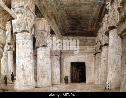 Dendérah intérieur'. Hector Horeau (1801-1872) architecte français. Grande salle du Temple d'Hathor, montrant la décoration des colonnes. Dendérah, en Égypte. Architecture Archéologie mythologie égyptienne antique Religion Banque D'Images