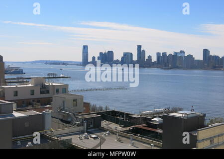 Une vue de la ligne 'Haut', New York : passerelle surélevée de 1,45 milles de l'architecture, le paysage, la plantation et d'installations artistiques Banque D'Images
