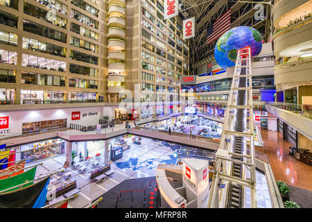 ATLANTA, GÉORGIE - 25 janvier 2018 : Centre de CNN à Atlanta. Le bâtiment est le siège mondial de CNN. Banque D'Images