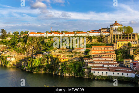 Monastère Serra do Pilar à Porto - Portugal Banque D'Images