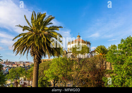 Monastère Serra do Pilar à Porto - Portugal Banque D'Images