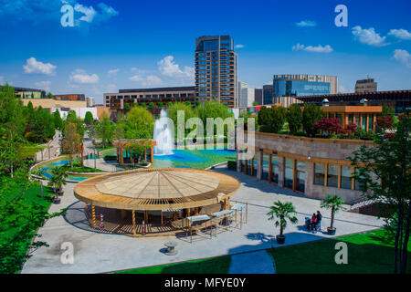 Parc Central de la ville de Iasi, Roumanie voir printemps. Banque D'Images