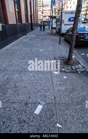 Trottoir de Manhattan et US Mail Truck Banque D'Images