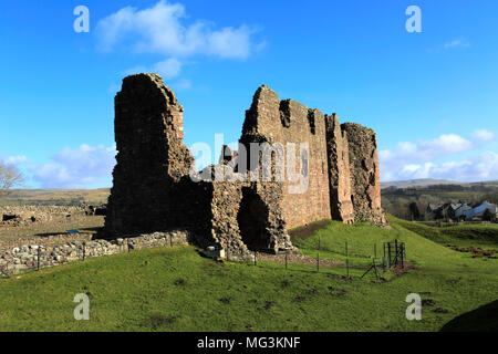 Les ruines de château Brough, Brough village, English Heritage Site, Cumbria County, England, UK Banque D'Images