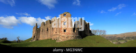 Les ruines de château Brough, Brough village, English Heritage Site, Cumbria County, England, UK Banque D'Images