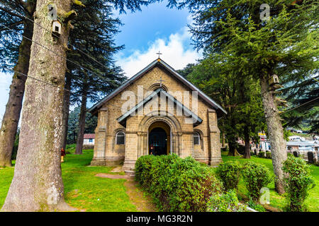 Église Saint-Jean de Dalhousie Himachal Pradesh, Inde Asie. L'église St John's est la plus ancienne église de Dalhousie sur Gandhi Chowk. Célèbre dans la photographie. Banque D'Images