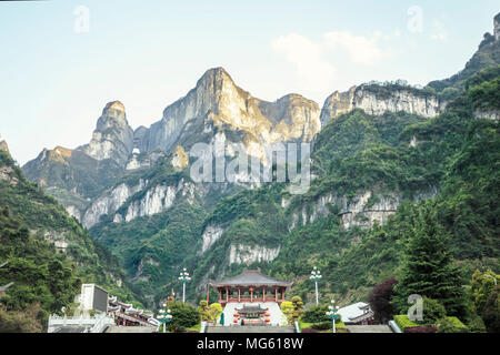 Le ciel Gate Shan Tianmen Banque D'Images