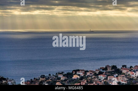 Voir l'Île du Planier île avec son phare en Méditerranée Banque D'Images