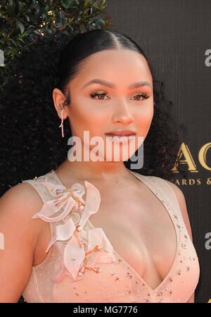 Pasadena, CA. Apr 27, 2018. Jaylen Barron aux arrivées pour 45e Journée annuelle de Creative Arts Emmy Awards, Pasadena Civic Centre, Pasadena, CA, 27 avril 2018. Credit : Elizabeth Goodenough/Everett Collection/Alamy Live News Banque D'Images