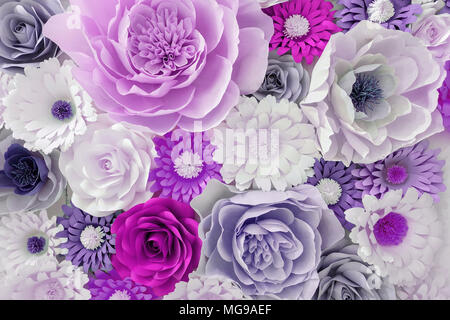 Des fleurs en papier coloré Banque D'Images