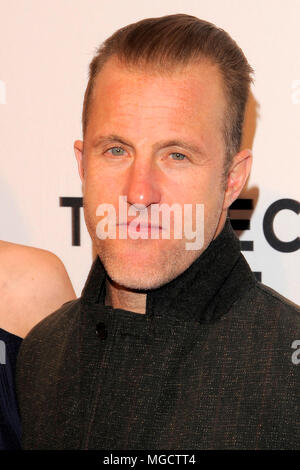 NEW YORK, NY - 23 avril : Kacy Byxbee et l'acteur Scott Caan assister à la projection de "Untogether" au cours de la 2018 Tribeca Film Festival au Théâtre SVA sur Banque D'Images