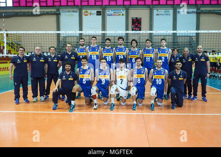 Corigliano-Rossano, Italie. 28 avril 2018. Corigliano-Rossano, l'équipe nationale italienne dans le tournoi de qualification pour les Championnats d'Europe de volley-ball des moins de 20 27/04/2018, Corigliano-Rossano, Italie. 28 avril 2018. Corigliano-Rossano, Italie : Crédit Photo indépendant Srl/Alamy Live News Banque D'Images