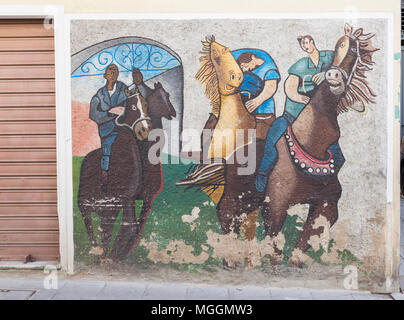 Murales Orgosolo en Italie depuis 1969 environ le mur peintures reflètent différents aspects de la Sardaigne, les luttes politiques et les questions internationales Banque D'Images