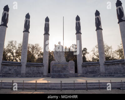 La ville de Mexico, l'Amérique centrale [un autel de la Patria, parc du château de Chapultepec Colonial hill] Banque D'Images