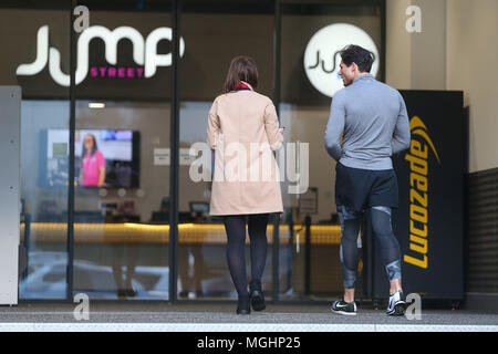 L'Amber Turner et doyen Ralph aller une date à Jump Street à Chelmsford où ils vont d''escalade intérieur : Dean Ralph Où : Chelmsford, Royaume-Uni Quand : 28 mars 2018 Source : WENN.com Banque D'Images