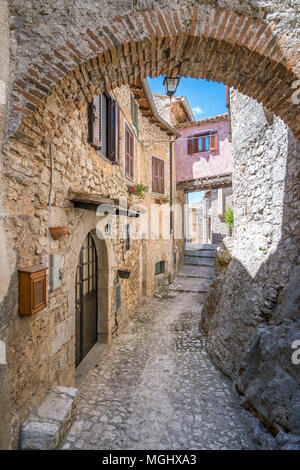 Fumone, commune italienne de la province de Frosinone dans la région du Latium. Italie Banque D'Images