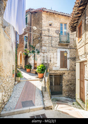 Vue panoramique à Poggio Moiano, village dans la province de Rieti, Latium, Italie centrale. Banque D'Images