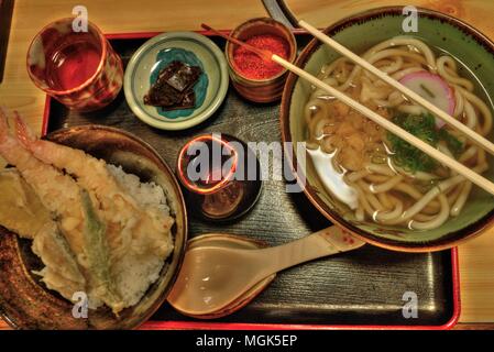 Divers aliments consommés lors d'un voyage au Japon Banque D'Images