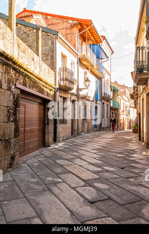 Calle típica en Allariz. Ourense. La Galice. España Banque D'Images