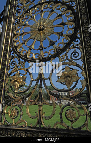 Golden Gates St Sankey après bombardement 2017 Warrington Manchester Banque D'Images