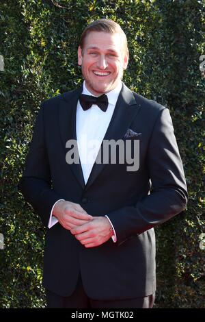 Pasadena, États-Unis. 27 avril 2018. Curtis Stone au 45e Journée annuelle des arrivées pour Creative Arts Emmy Awards, Pasadena Civic Centre, Pasadena, CA, 27 avril 2018. Credit : Priscilla Grant/Everett Collection/Alamy Live News Banque D'Images