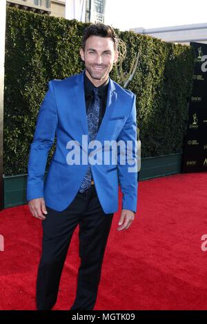 Pasadena, États-Unis. 27 avril 2018. Erik Fellows au niveau des arrivées pour la 45e journée, Creative Arts Emmy Awards, Pasadena Civic Centre, Pasadena, CA, 27 avril 2018. Credit : Priscilla Grant/Everett Collection/Alamy Live News Banque D'Images