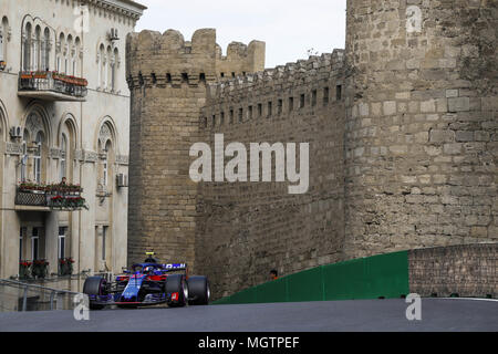 Pierre GASLY (fra), Honda Scuderia Toro Rosso STR13, au cours de l'action du Championnat du Monde de Formule 1 2018, le Grand Prix d'Europe en Azerbaïdjan du 26 au 29 avril à Bakou - 28.04.2018. Dans le monde d'utilisation | Banque D'Images