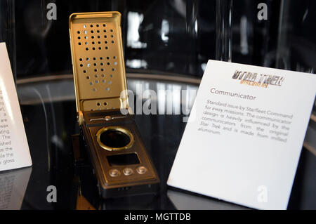 Dortmund, Allemagne. Apr 27, 2018. Communicator à destination de l'Allemagne de Star Trek dans la Convention Westfalenhalle. Dortmund, 27.04.2018 | Conditions de crédit dans le monde entier : dpa photo alliance/Alamy Live News Banque D'Images