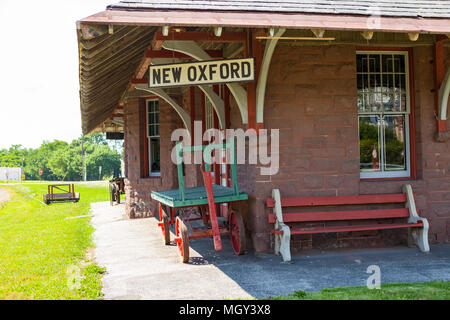 New Oxford, PA, USA - 2 juin 2012 : la nouvelle gare d'Oxford, qui sert maintenant de musée ferroviaire, est situé sur la route de Lincoln. Banque D'Images