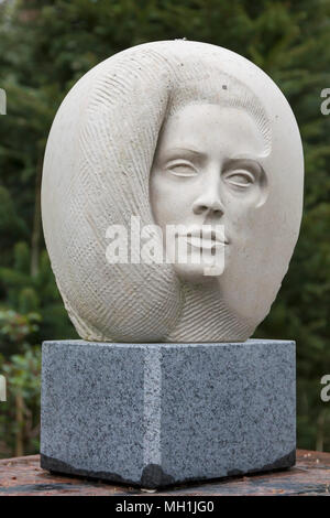 Parc de Sculptures de Cotswold à Somerford Keynes nr Cirencester Gloucestershire Banque D'Images