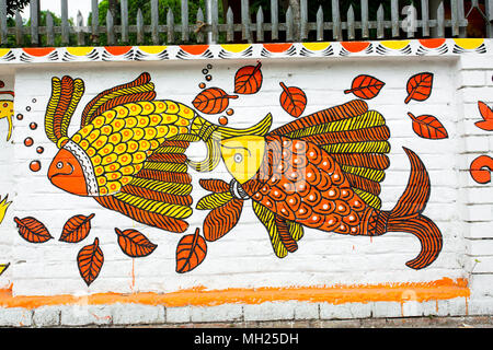 Beaux-arts de l'Université de Dacca (FFA) étudiant à leur mur peintures institut pour célébrer le Nouvel An 1425 Bengali à venir à Dhaka, au Bangladesh. Banque D'Images