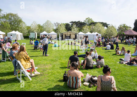 Plateau'n'tipple boulvard à Chiswick House gardens, Burlington Road, Ealing, London Borough of London, Greater London, Angleterre, Royaume-Uni Banque D'Images