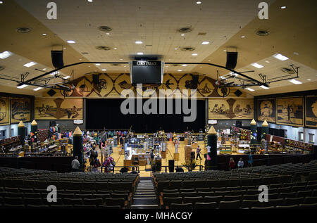 MITCHELL, DAKOTA DU SUD - 22 juin 2017 : Le Corn Palace Auditorium. Construit en 1892 comme un moyen pour les agriculteurs d'afficher leur générosité. C'est annuellement couverts Banque D'Images